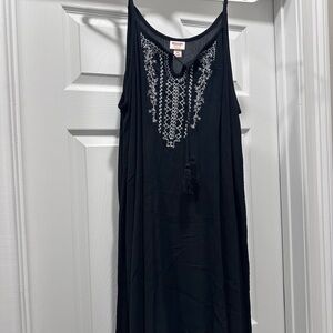 NWT Black Embroidered Sleeveless Dress